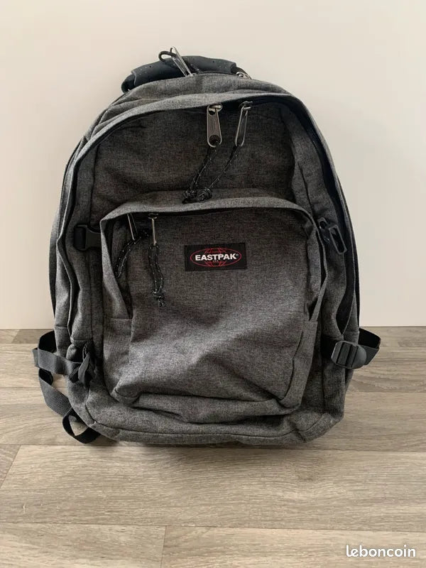 Sac a dos Eastpak Padded Pak'r 24L — Occasion